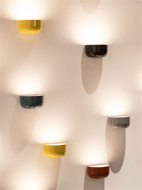 flos wall lights|Design wall & ceiling lamps, modern plafonniers and。